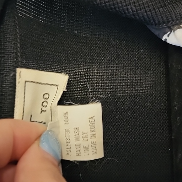 Vitnage Skirt & Sweater Set - Picture 6 of 9